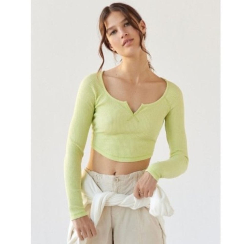 BDG Urban Outfitters Lime Green Theo Notch Neck Long Sleeve Cropped Top Size L - Picture 4 of 7